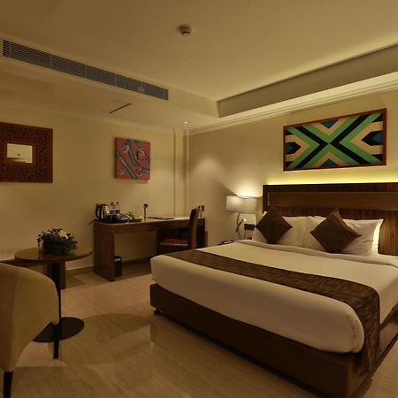 Hotel Luminara Kochi Ngoại thất bức ảnh