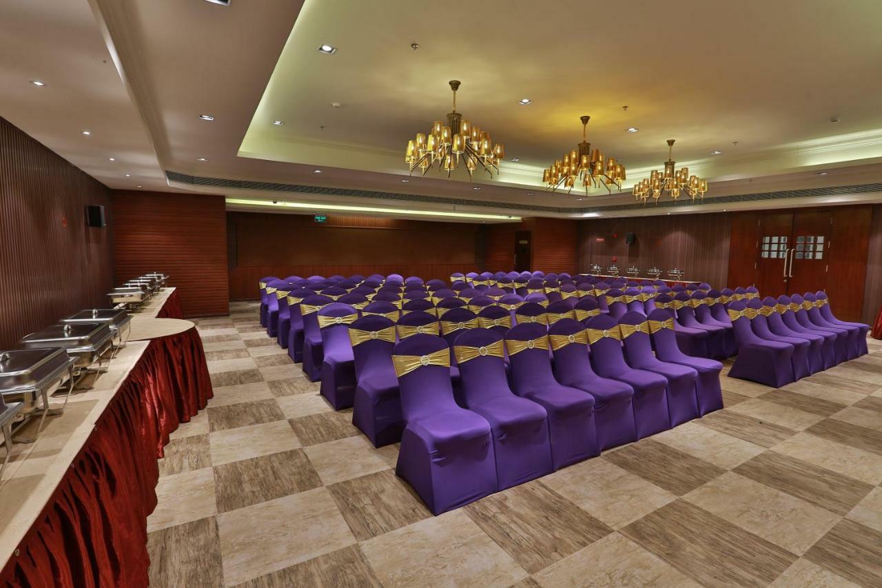 Hotel Luminara Kochi Ngoại thất bức ảnh