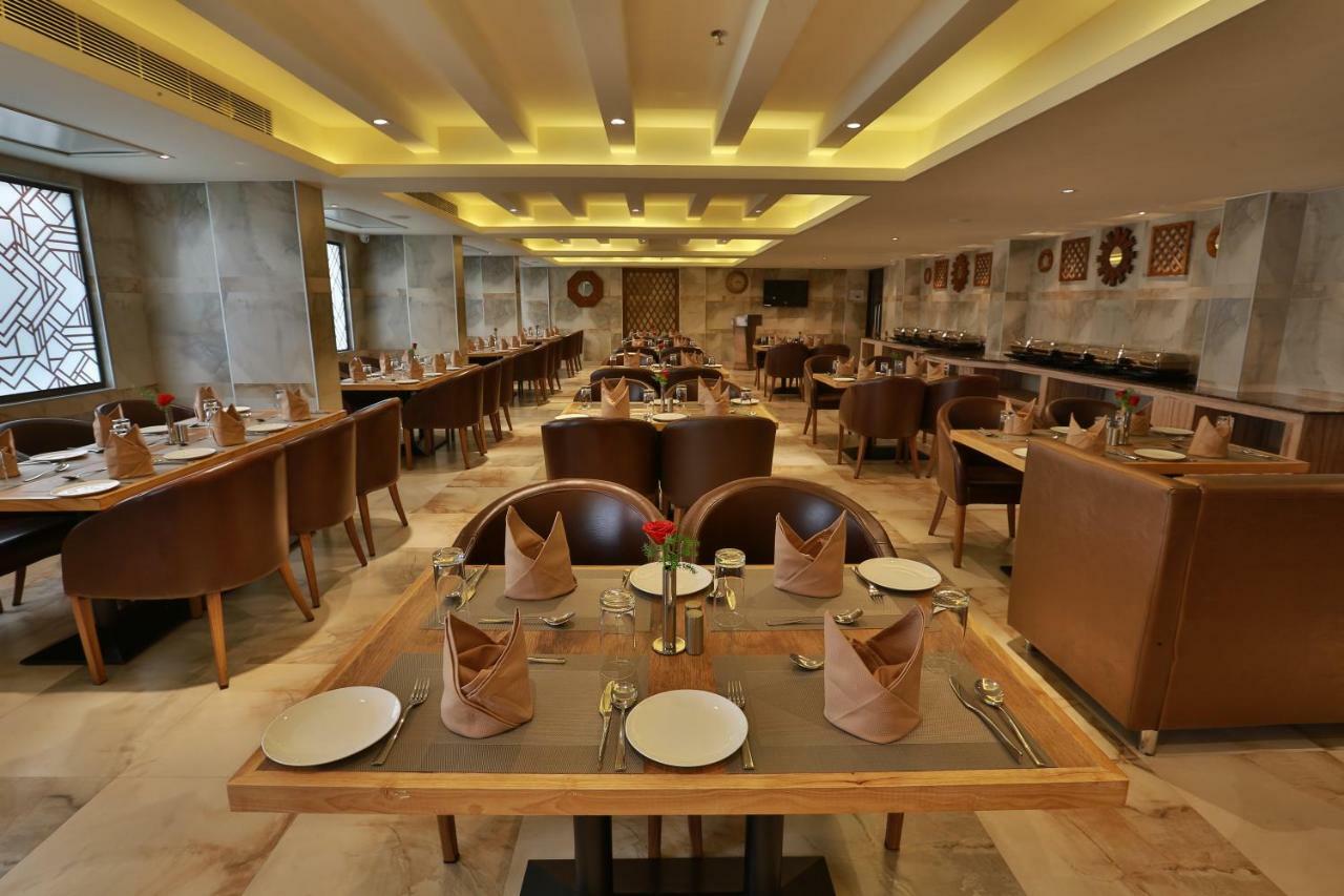 Hotel Luminara Kochi Ngoại thất bức ảnh