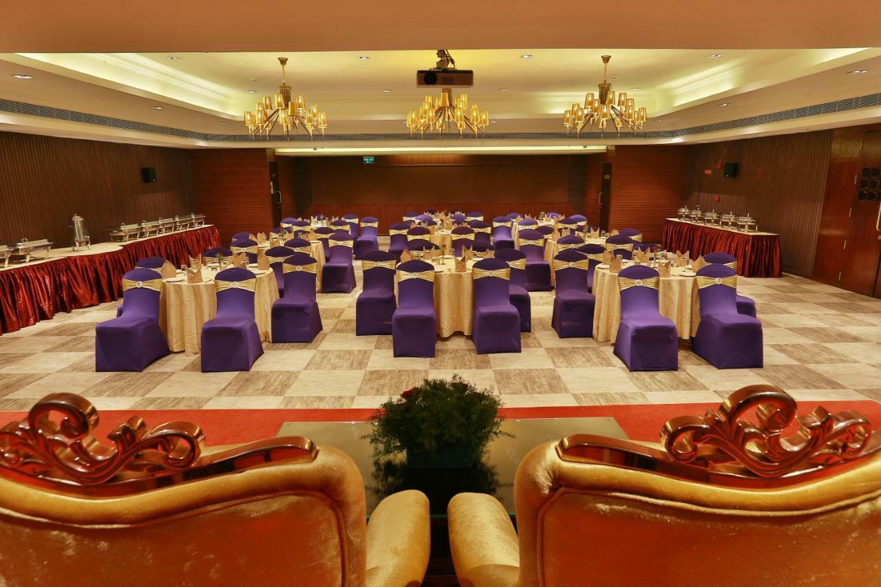 Hotel Luminara Kochi Ngoại thất bức ảnh