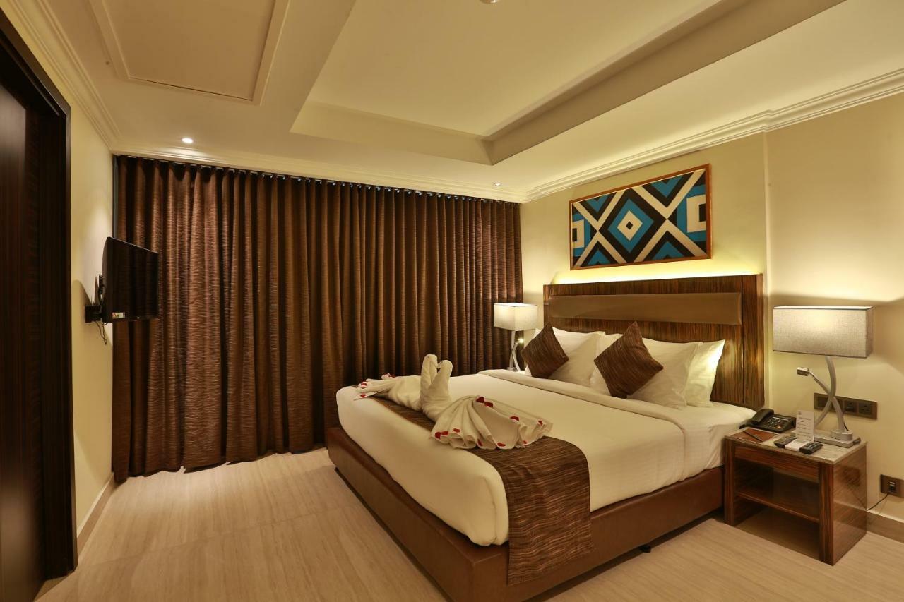 Hotel Luminara Kochi Ngoại thất bức ảnh